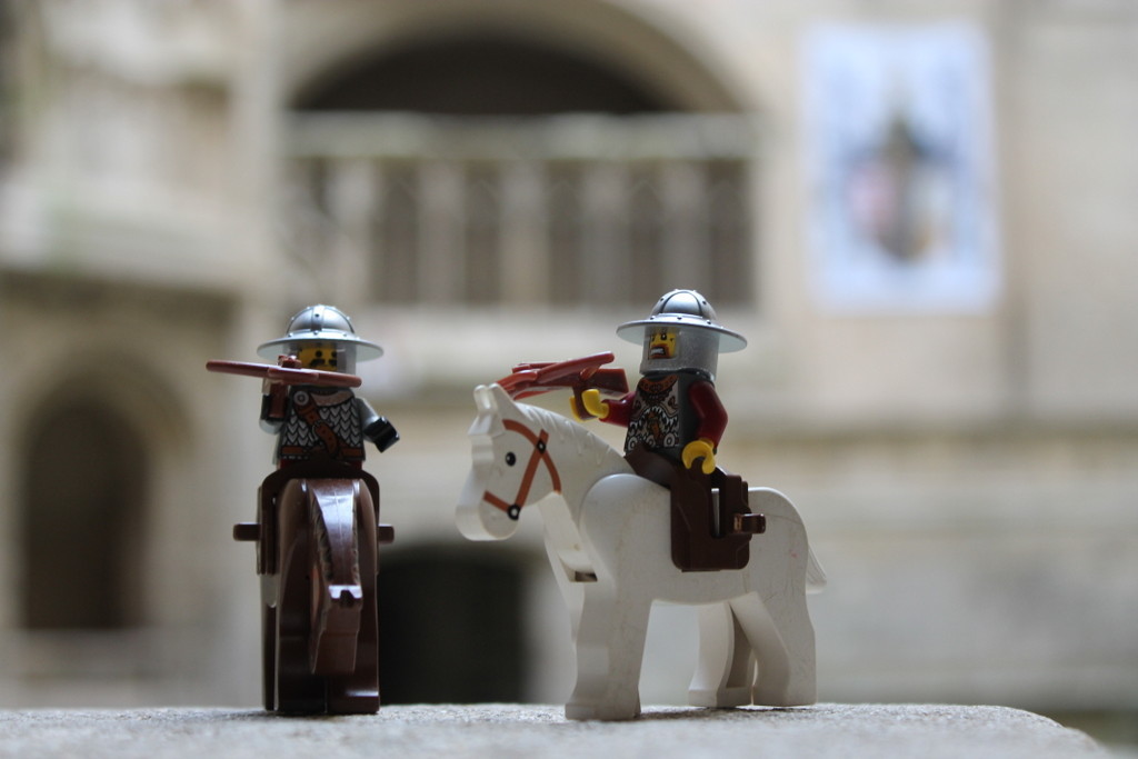 In het château van René maken de riddertjes zich klaar voor de strijd